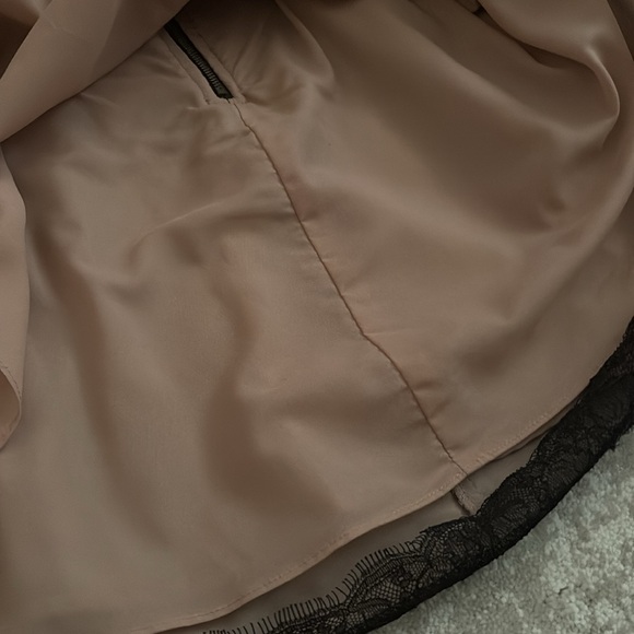 Bcbg Black Sequin and Lace Cocktail Dress. Size 2 - Picture 12 of 13